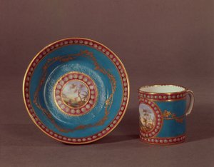 Sevres bleu celeste فنجان القهوة والصحن ، c.1780 (الخزف)